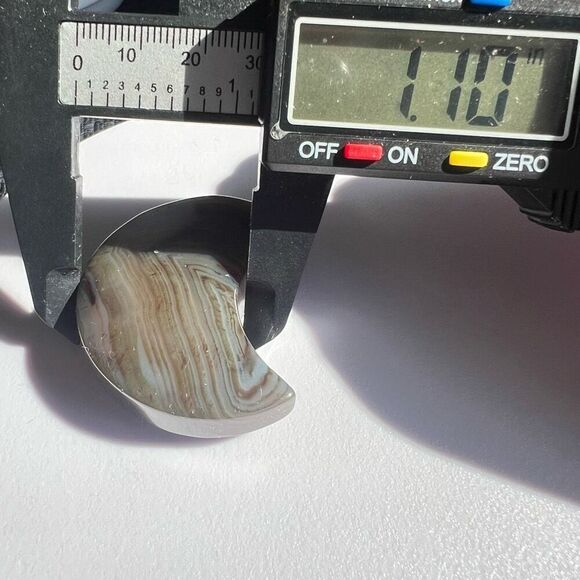 Brown Banded Agate Crystal‎ Moon Carving - Picture 10 of 13